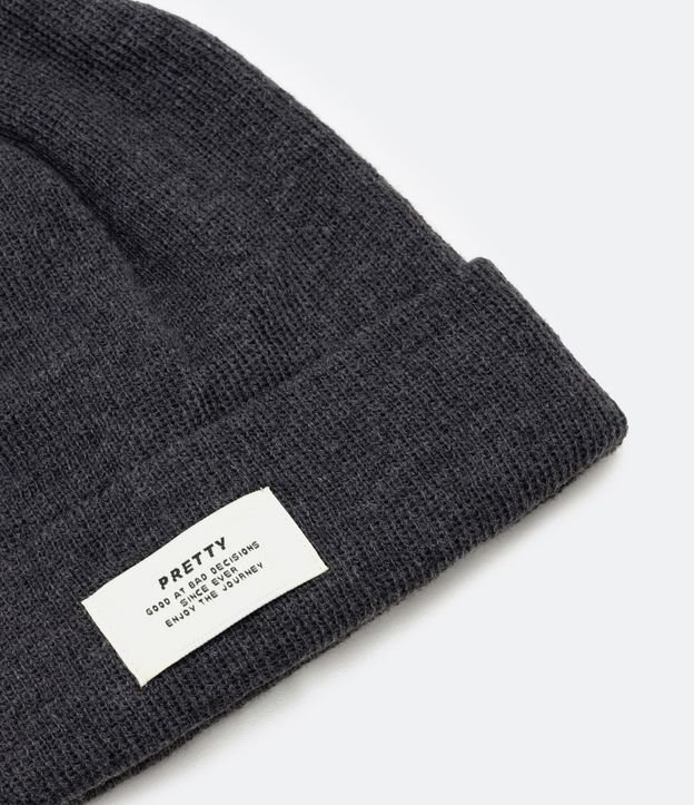 Gorro Básico con Etiqueta Frontal 2