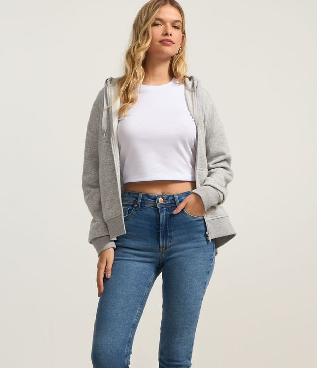 Jean Skinny de Tiro Alto con Desgastes en los Bolsillos 2