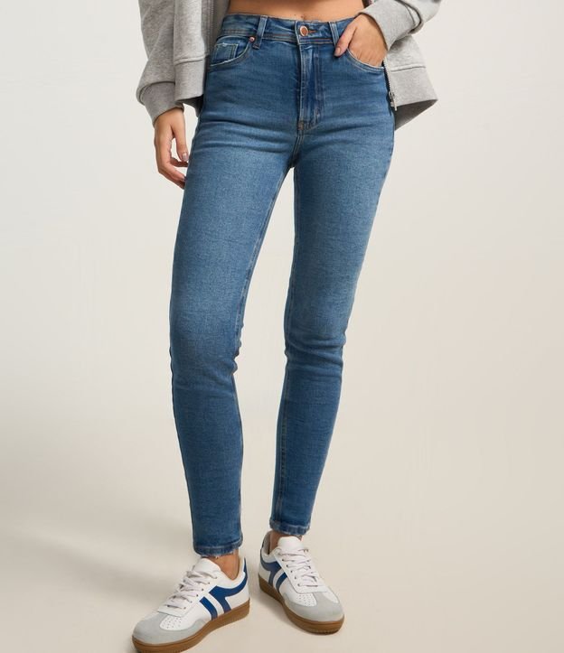 Jean Skinny de Tiro Alto con Desgastes en los Bolsillos 3