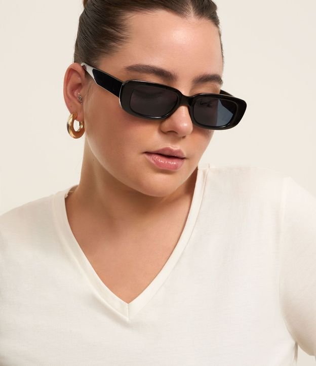 Blusa Básica en Algodón con Cuello V Curve & Plus Size 3