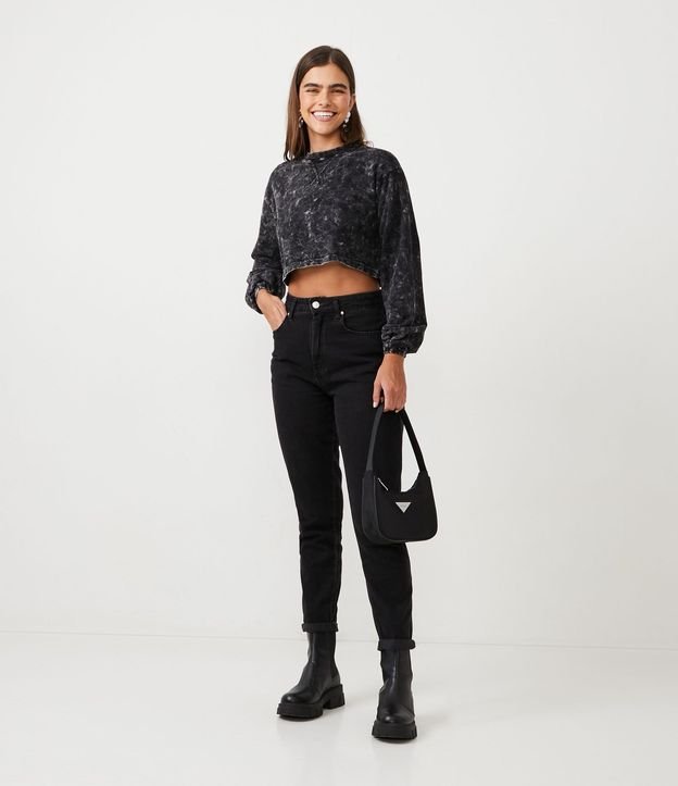 Pantalón Mom Jeans con Bolsos y Bajo Plegado