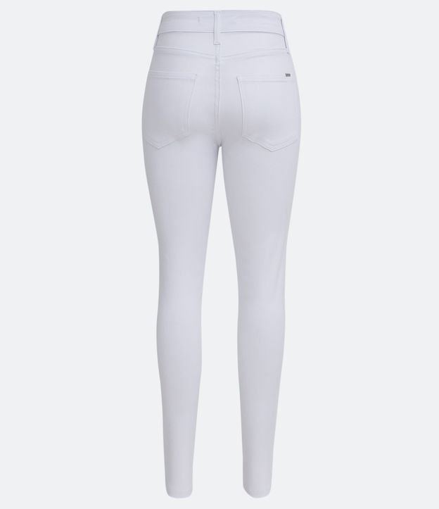 Pantalón Skinny en Sarga con Cintura Mediana y Bolsillos 6
