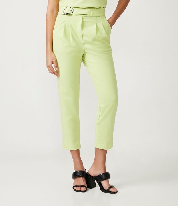 Pantalón Carrot en Crepé con Aro en la Cintura 2