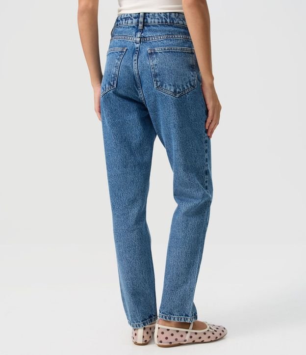 Pantalón Mom Básico Jeans con Cintura Alta y Bajo Plegado 4