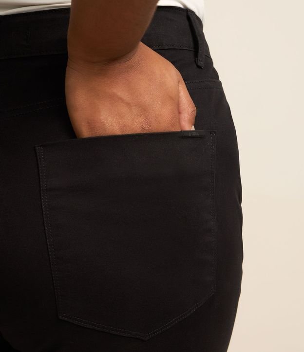 Pantalón Skinny en Sarga Curve & Plus Size 7