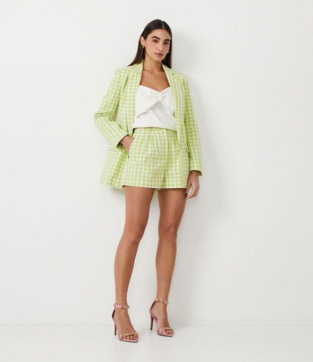 Short Corto en Lino con Estampado de Cuadros Vichy con Botón de Corazón