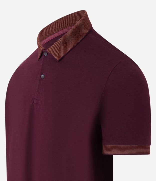Polo Slim en Algodón con Botones y Detalles Contrastantes 7