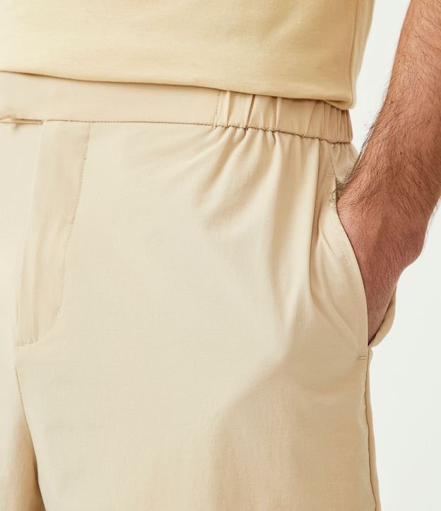 Bermuda Slim en Poliamida con Elástico en la Cintura 6