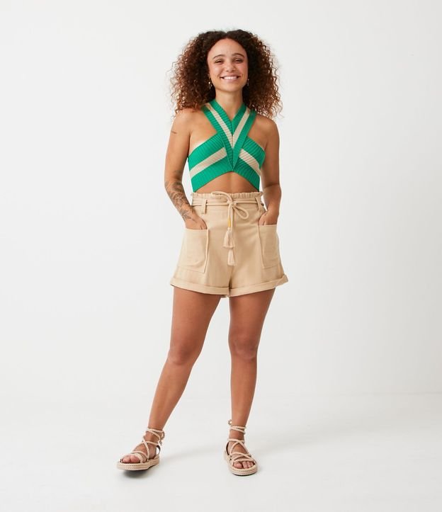 Short Clochard en Viscolino con Cinturón Cuerda y Bolsillo