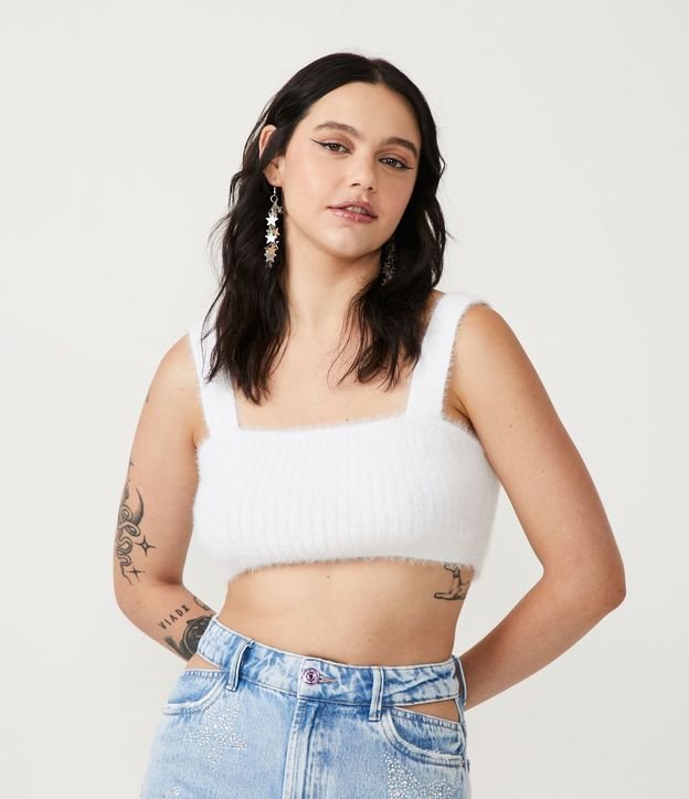 Blusa Cropped sin Manga de Punto Acanalado y con Pelitos