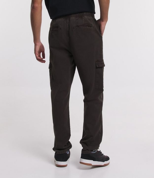 Pantalón Cargo en Sarga con Cintura Elástica y Bolsillos Laterales 3