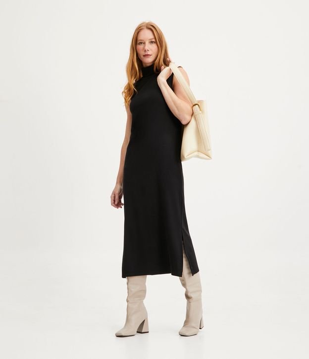 Vestido Midi en Suedine con Cuello Alto
