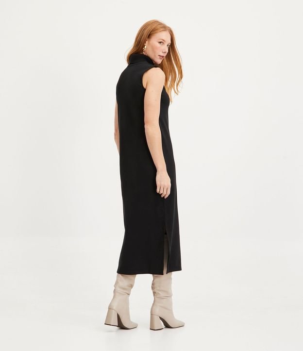 Vestido Midi en Suedine con Cuello Alto 3