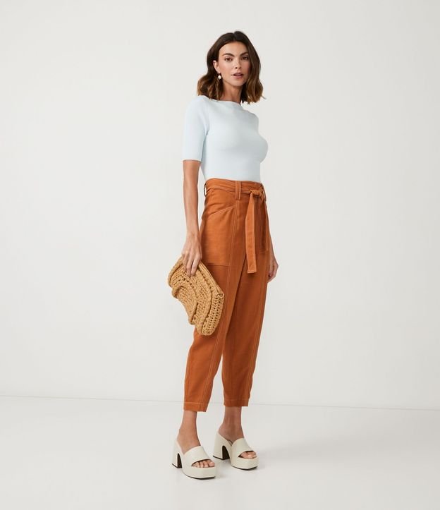 Blusa de Punto Acanalada con Cuello Barco 2