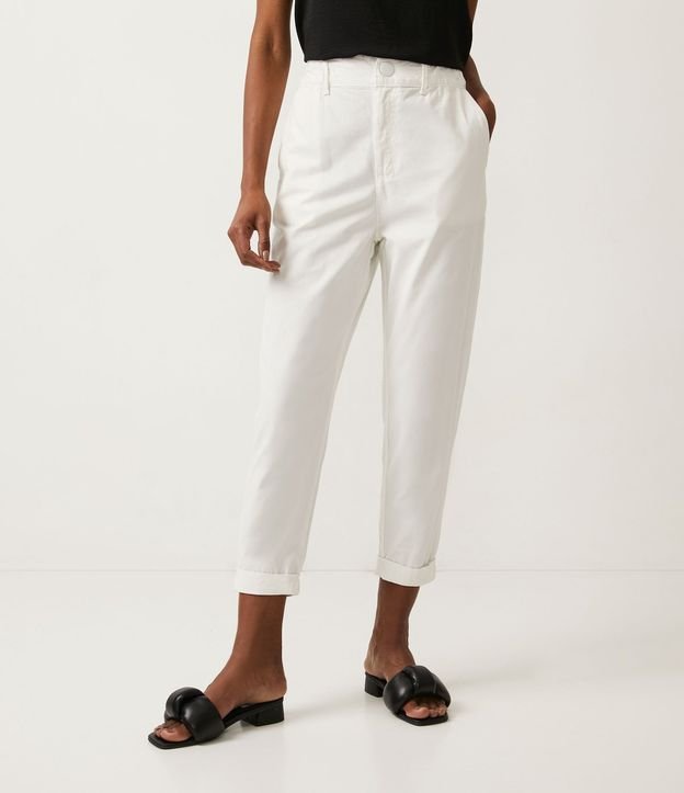 Pantalón Baggy en Sarga con Cintura Ancha y Botón 2