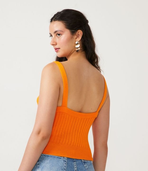 Blusa Musculosa Cropped en Viscosa Acanalada 3
