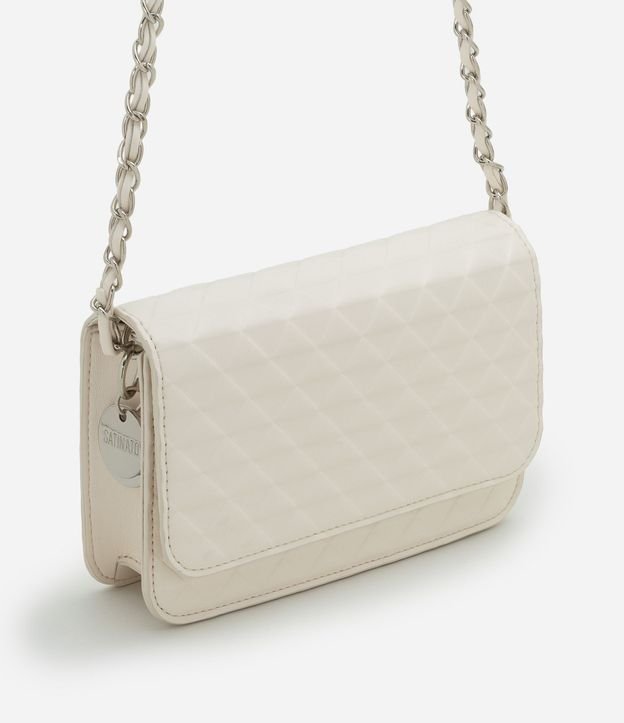 Bolso Estructurado en Capitoneada con Asas de Cadena 3