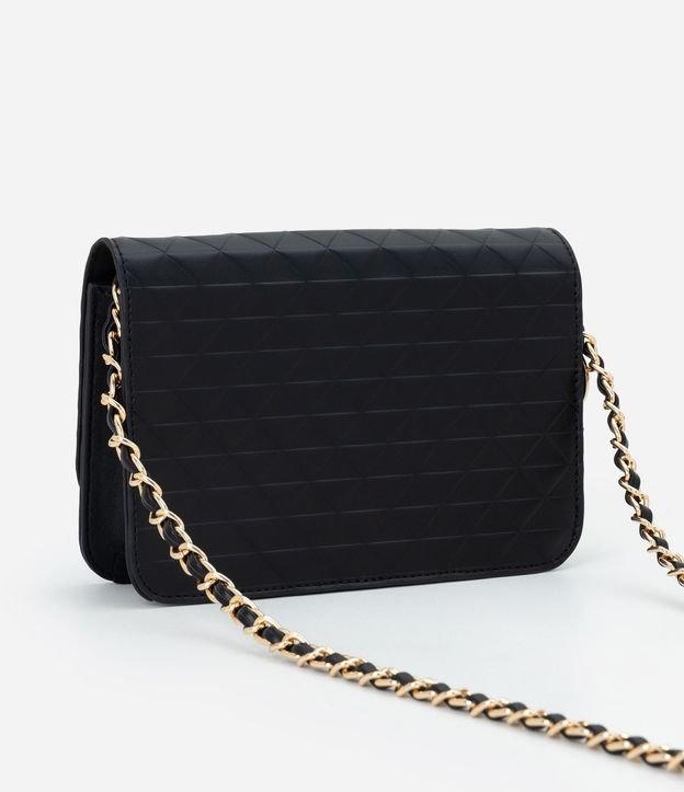 Bolso Estructurado en Capitoneada con Asas de Cadena 5