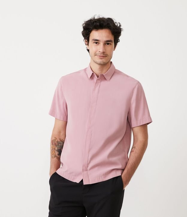 Camisa Slim en Viscosa con Botones y Manga Corta