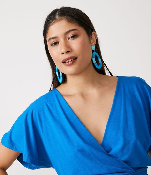 Blusa Corta Lisa en Viscose con Escote en V Transpasado 4