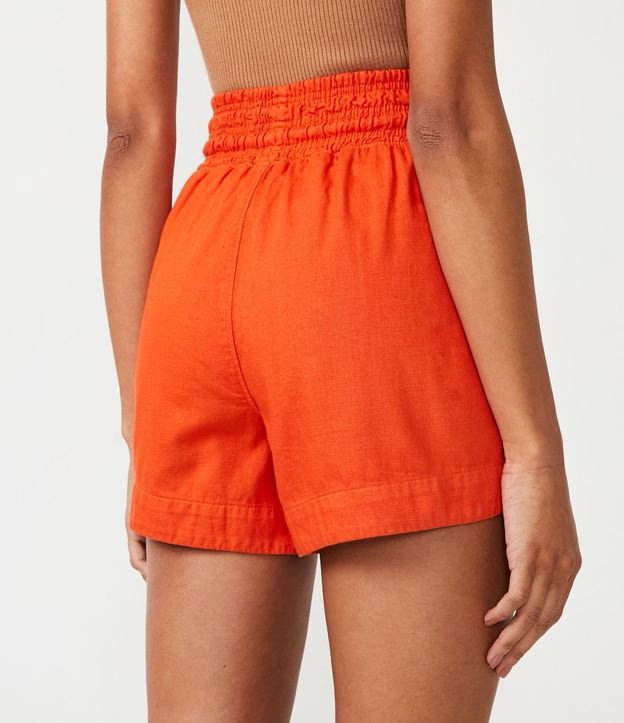 Short Runner en Liocel con Bolsillos Aplicados 4