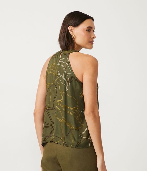 Blusa en Viscosa con Cuello Halter y Estampado Floral 3