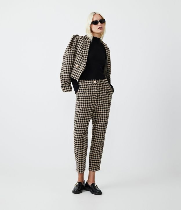 Pantalón Carrot con Cintura Alta y Estampa de Cuadros Pied-de-Poule