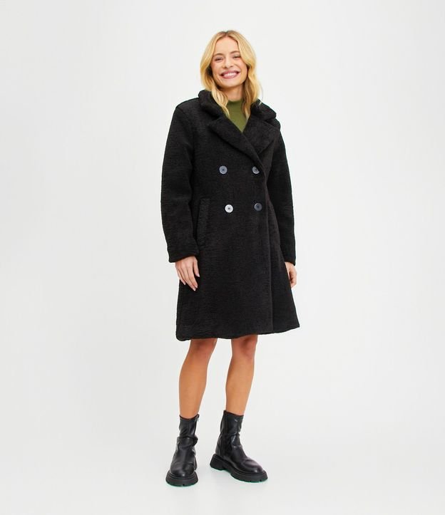 Campera Alargada en Sherpa con Bolsillos y Cierre Cruzado con Botones 2