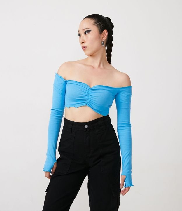 Blusa Cropped en Media Malla con Escote Hombro a Hombro y Destalhes