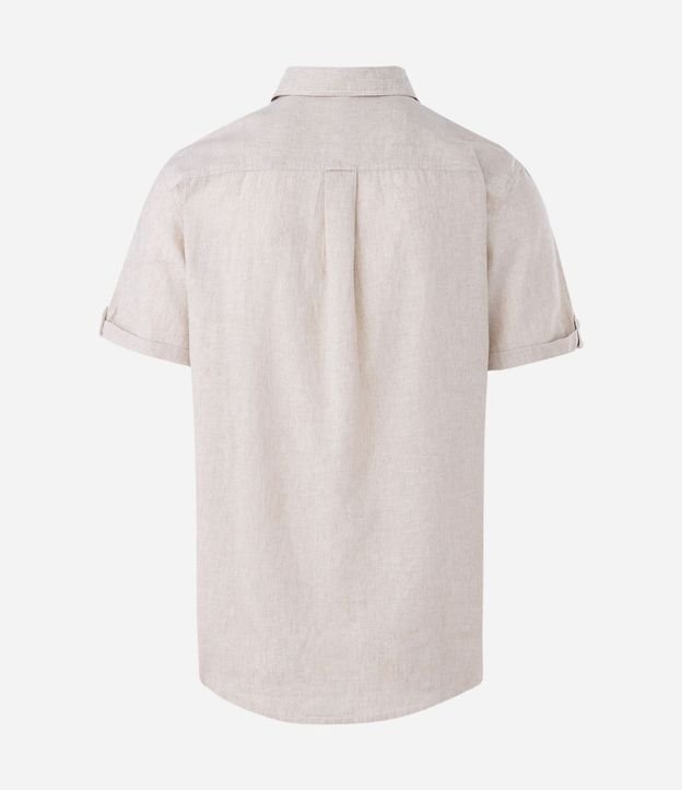 Camisa Comfort en Lino con Bolsillo y Dobra en la Manga 7