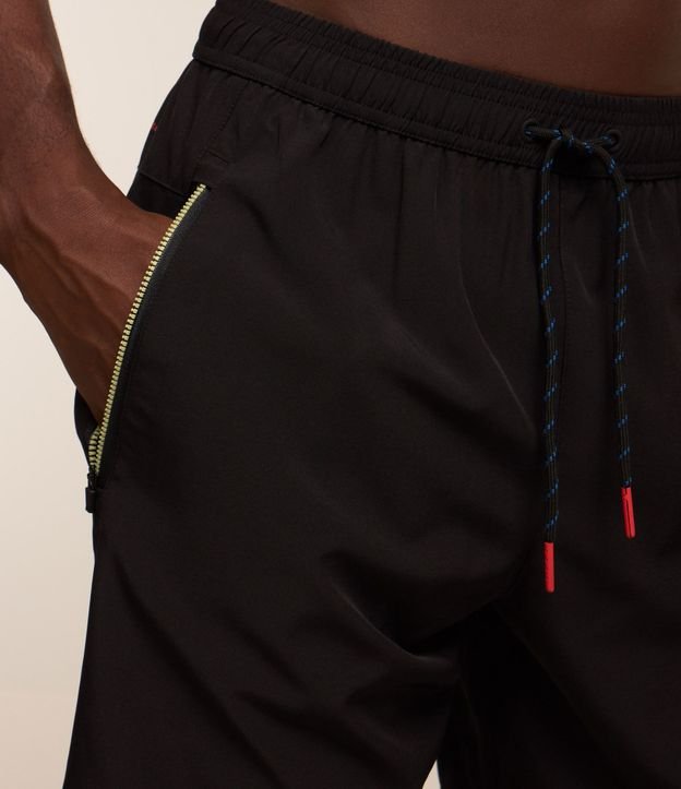 Bermuda Deportiva con Bloques de Color y Bolsillos con Cremallera 4