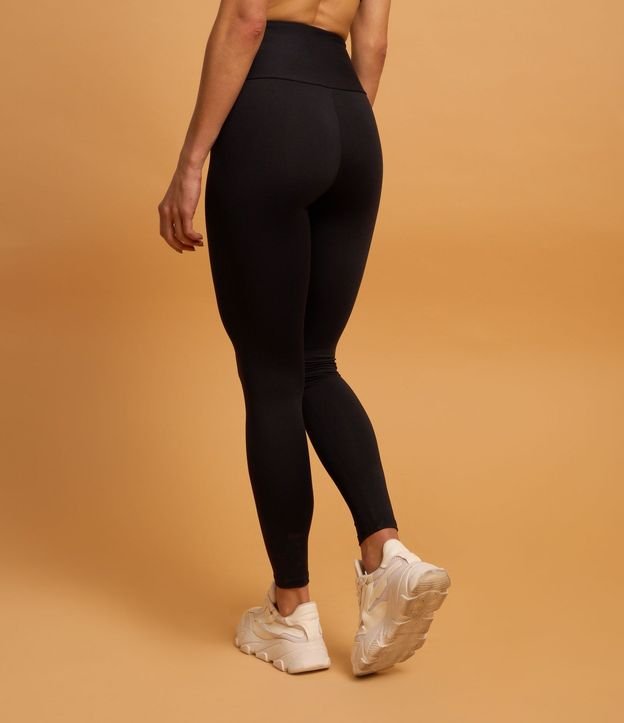 Pantalón Legging Deportivo en Poliamida con Tiro Alto 3