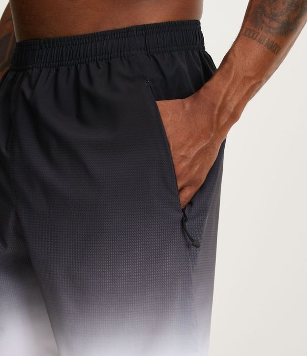Bermuda Deportiva con Cintura Elástica y Estampado Degrade 5