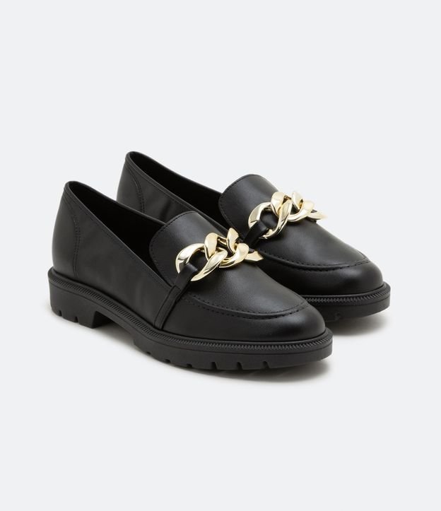 Zapato Loafer con Detalle en Cadena