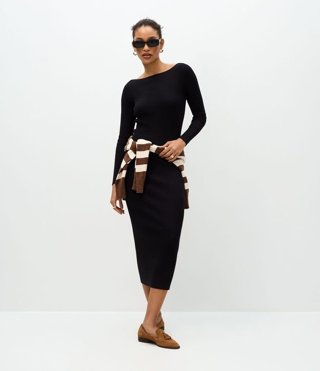 Vestido Midi de Punto Ajustado y con Cuello Barco
