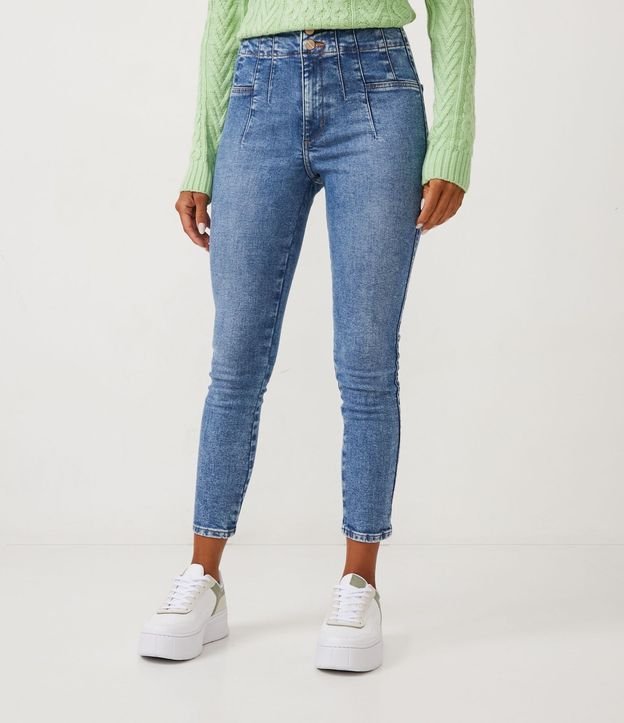 Pantalón Cigarrete Cintura Alta en Jeans con Pliega y Bolsillos 2