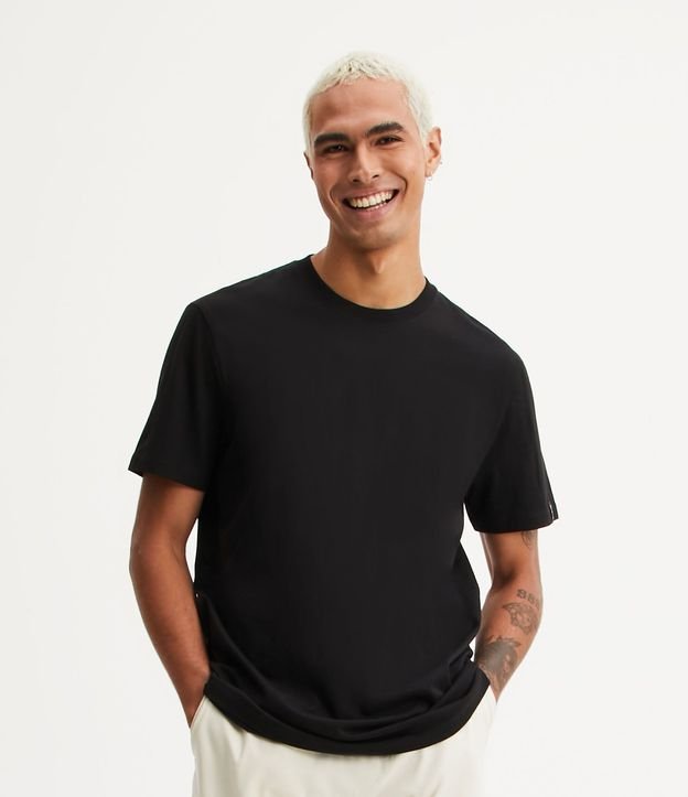 Remera Comfort Básica en Tejido Texturizado 2