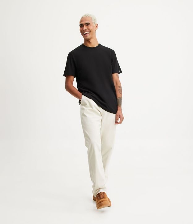 Remera Comfort Básica en Tejido Texturizado 3
