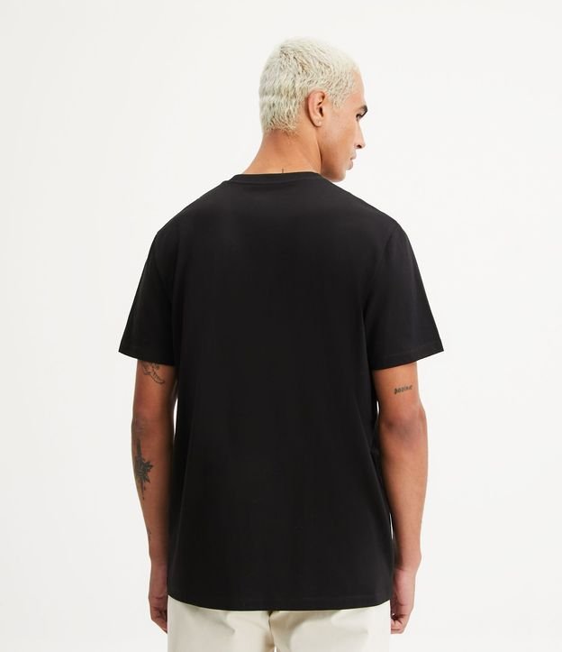 Remera Comfort Básica en Tejido Texturizado 4