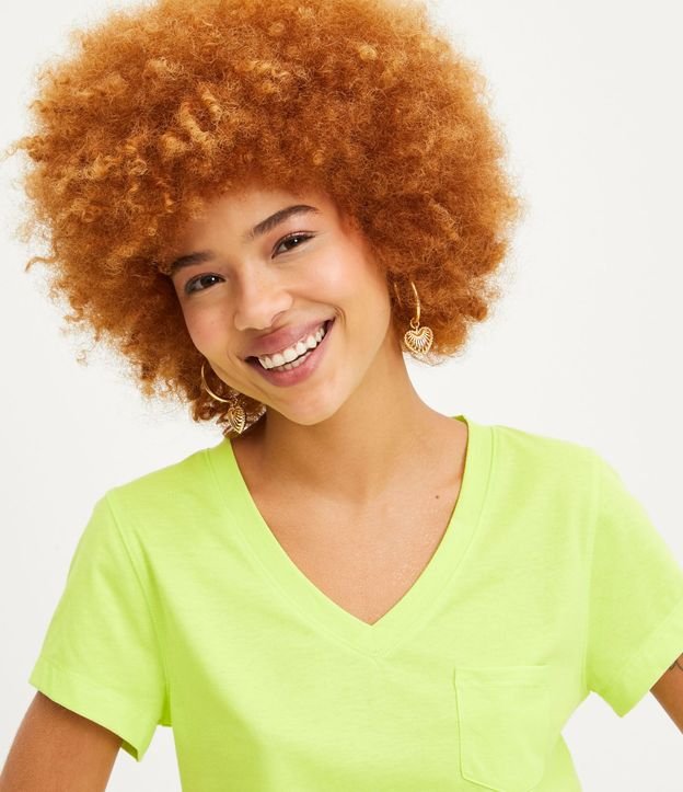 Blusa Básica en Algodón con Pequeño Bolsillo Delantero 4