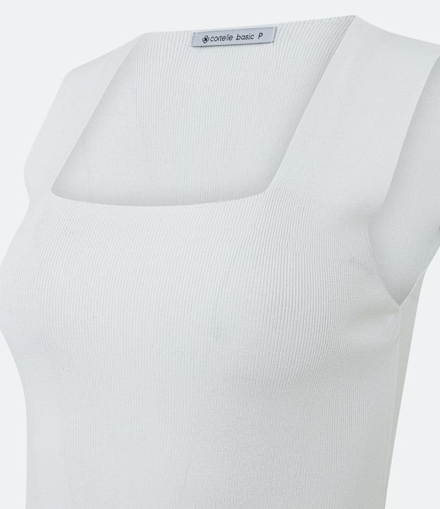 Blusa Cropped en Punto con Escote Cuadrado 10
