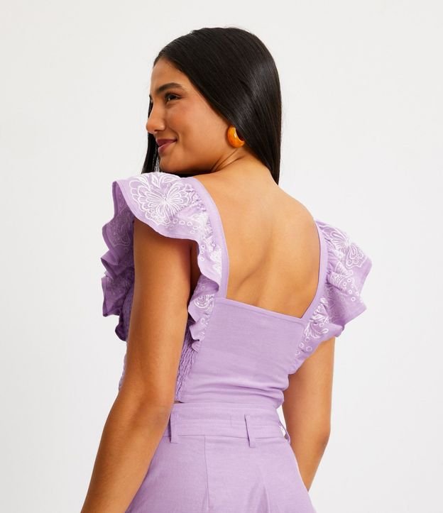 Blusa Cropped en Lino con Volados Bordados de Mariposas 3