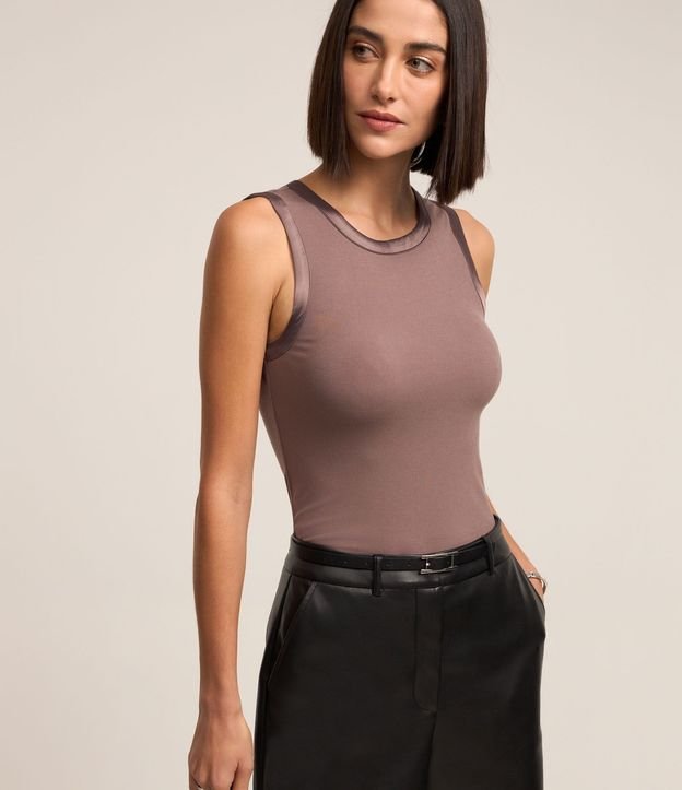 Blusa de Punto con Detalle en Satén