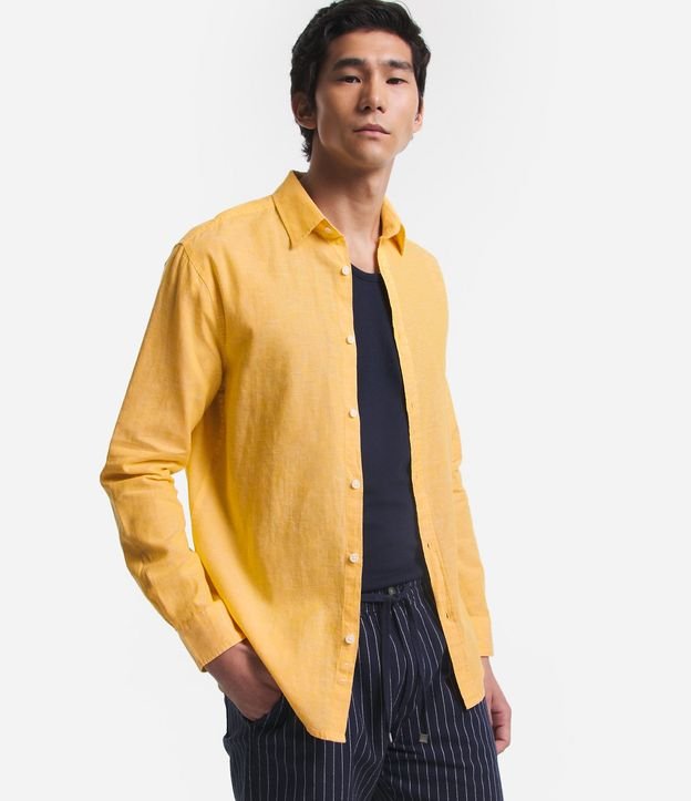Camisa Comfort Básica en Lino