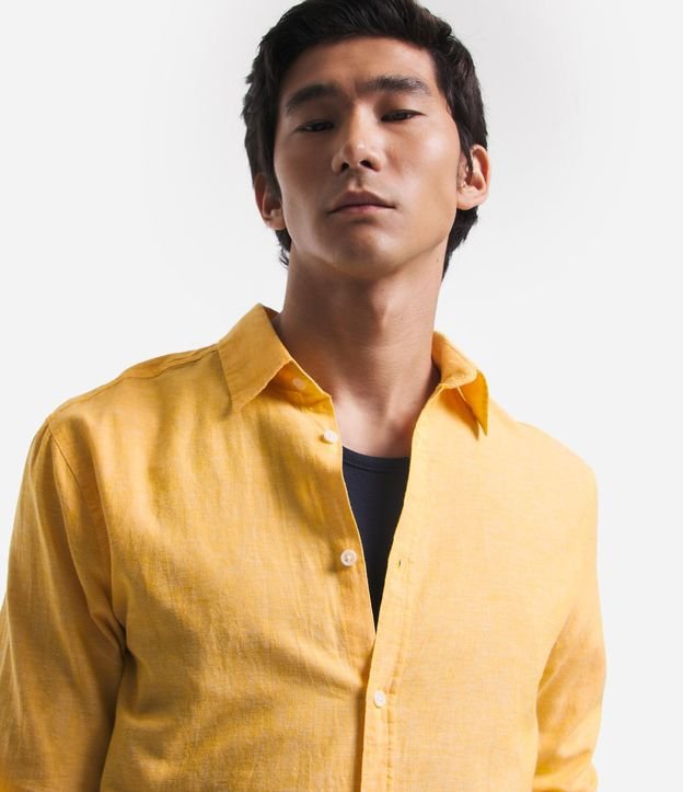 Camisa Comfort Básica en Lino 2