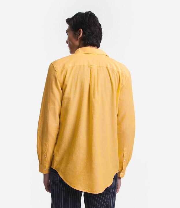 Camisa Comfort Básica en Lino 4