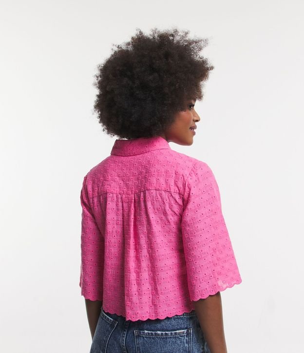 Camisa en Laise con Textura de Flores y Bajo Ondulado 3