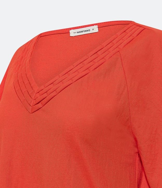 Blusa en Orly con Escote Trabajado 8