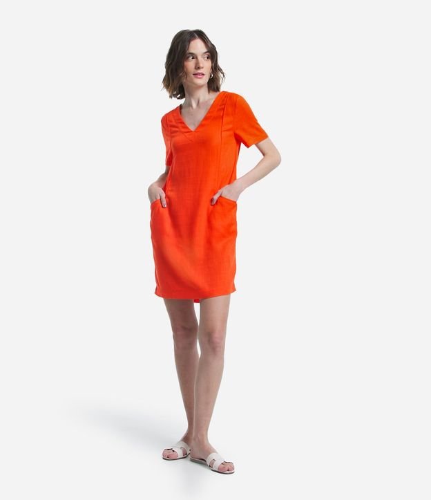 Vestido en Viscolino con Detalle Diferenciado 3
