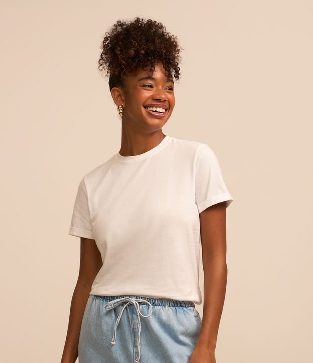Remera en Media Malla con Manga Corta Doblada